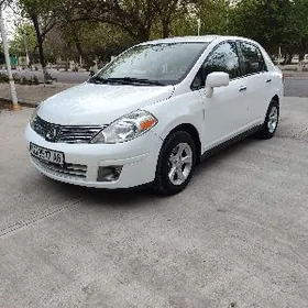 Nissan Versa 2010
