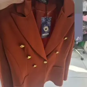  Пиджаки новые