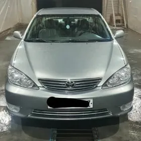Toyota Camry 2005