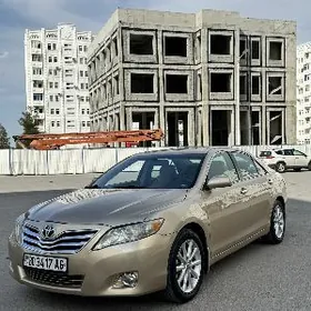 Toyota Camry 2010