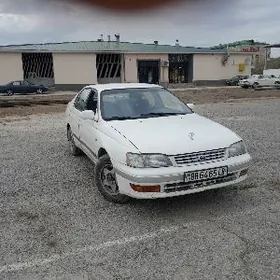 Toyota Corona 1994
