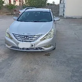 Hyundai Sonata 2013