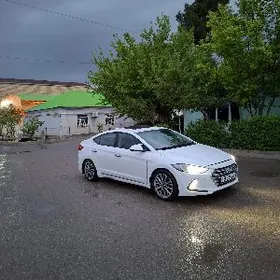 Hyundai Elantra 2017