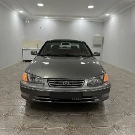 Toyota Camry 1998