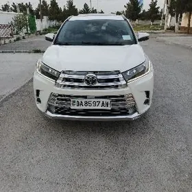 Toyota Highlander 2019
