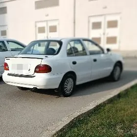 Hyundai Accent 1995