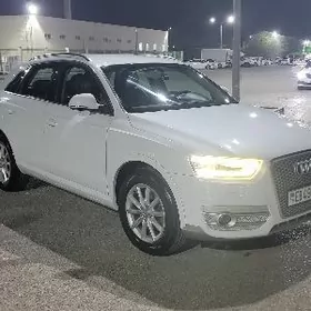 Audi Q3 2014