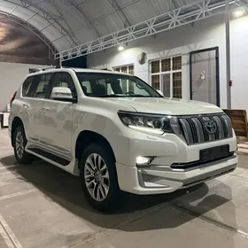 Toyota Land Cruiser Prado 2023