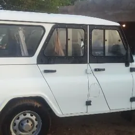 UAZ 469 2014