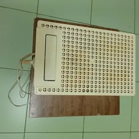 стабилизатор напряжения220в50г