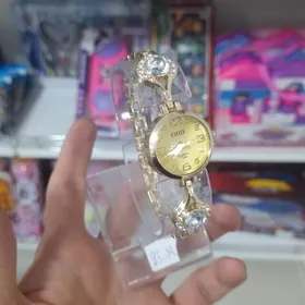 gyzlar ucin gowy sagat