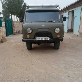 UAZ 452 1986