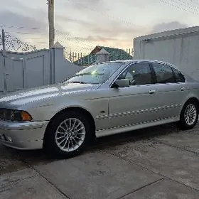 BMW E39 2002