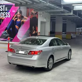 Lexus ES 350 2011
