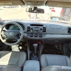 Toyota Camry 2003