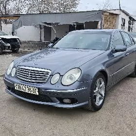 Mercedes-Benz E350 2006
