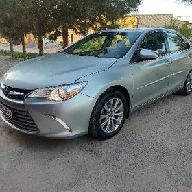 Toyota Camry 2016