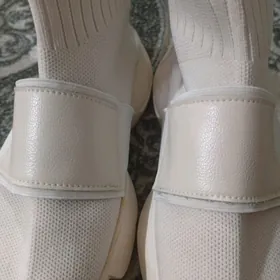 Кросовки 37 размер