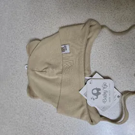 шапочка бежевая