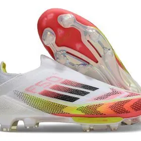 Футбольные бутсы