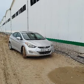 Hyundai Elantra 2012
