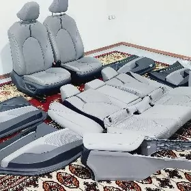 21 Camry Salon (sidenye)