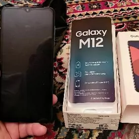 телефон М12 самсунг