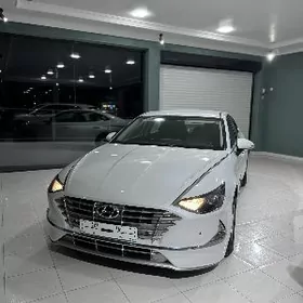 Hyundai Sonata Hybrid 2020