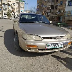 Toyota Camry 1993
