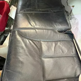 Мерседес 210 кожа