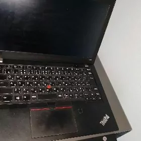 lenevo core i7 8 pok