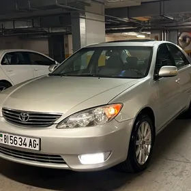 Toyota Camry 2005