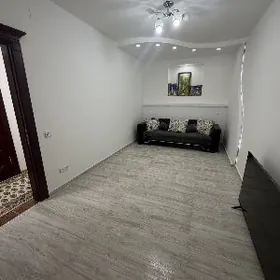 1ком 4мкр 1этаж