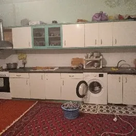 Kuhny garnitur aşagy köne