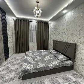 ARENDA YEREWANSKI 2KOM