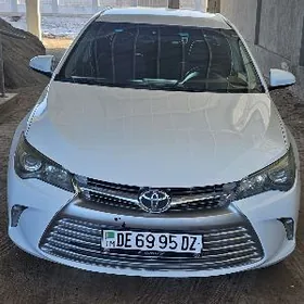 Toyota Camry 2016