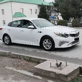 Kia Optima 2020