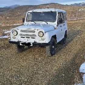 UAZ 469 2000