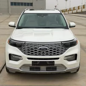 Ford Explorer 2022