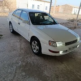 Toyota Corona 1992
