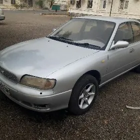 Nissan Bluebird 1994