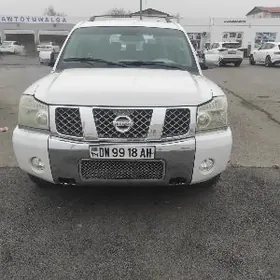 Nissan Armada 2005
