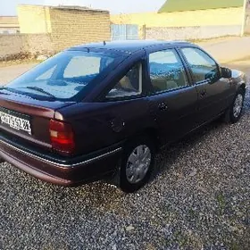 Opel Vectra 1990