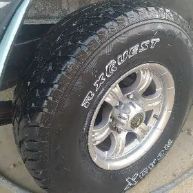 15 lik jip uaz teker