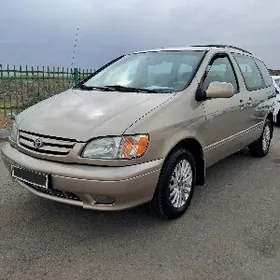Toyota Sienna 2001