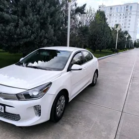 Kia Rio 2020