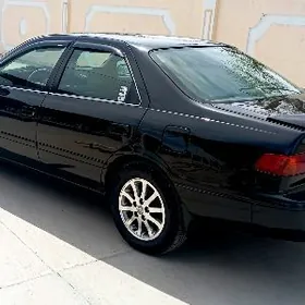 Toyota Camry 2001