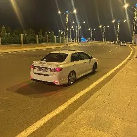 Toyota Corolla 2012