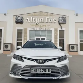 Toyota Camry 2018