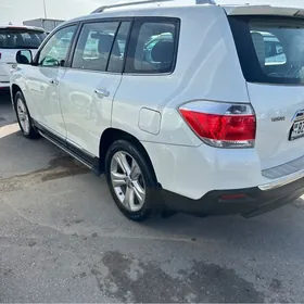 oz masynymda is gozleyan